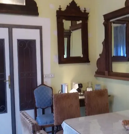 Fiorita Bed & Breakfast 2*