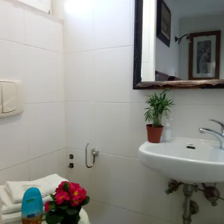 Fiorita Bed & Breakfast 3*