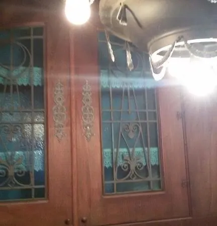 לינה וארוחת בוקר Fiorita 3*