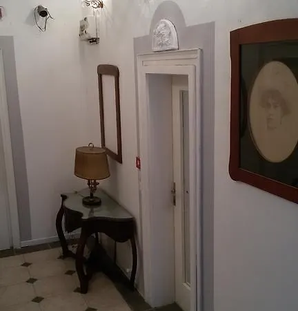 Fiorita 3* מונפלקונה