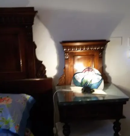 לינה וארוחת בוקר Fiorita 3*