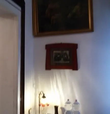 Fiorita לינה וארוחת בוקר מונפלקונה