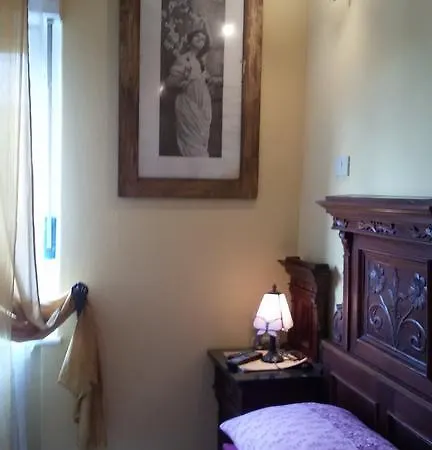 Fiorita לינה וארוחת בוקר