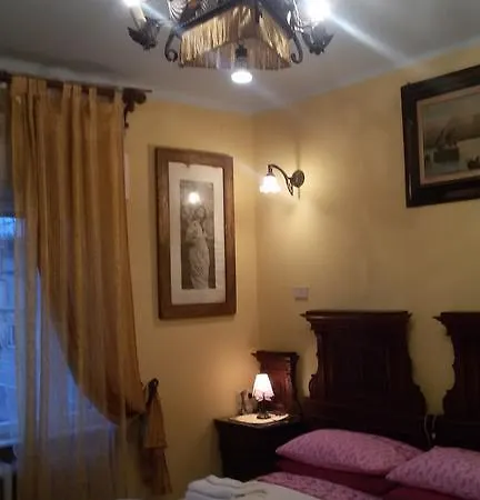 Fiorita לינה וארוחת בוקר מונפלקונה