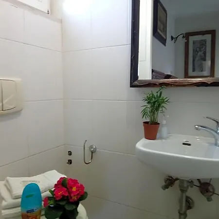 Fiorita 3* מונפלקונה