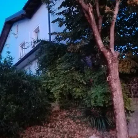 לינה וארוחת בוקר Fiorita 3*